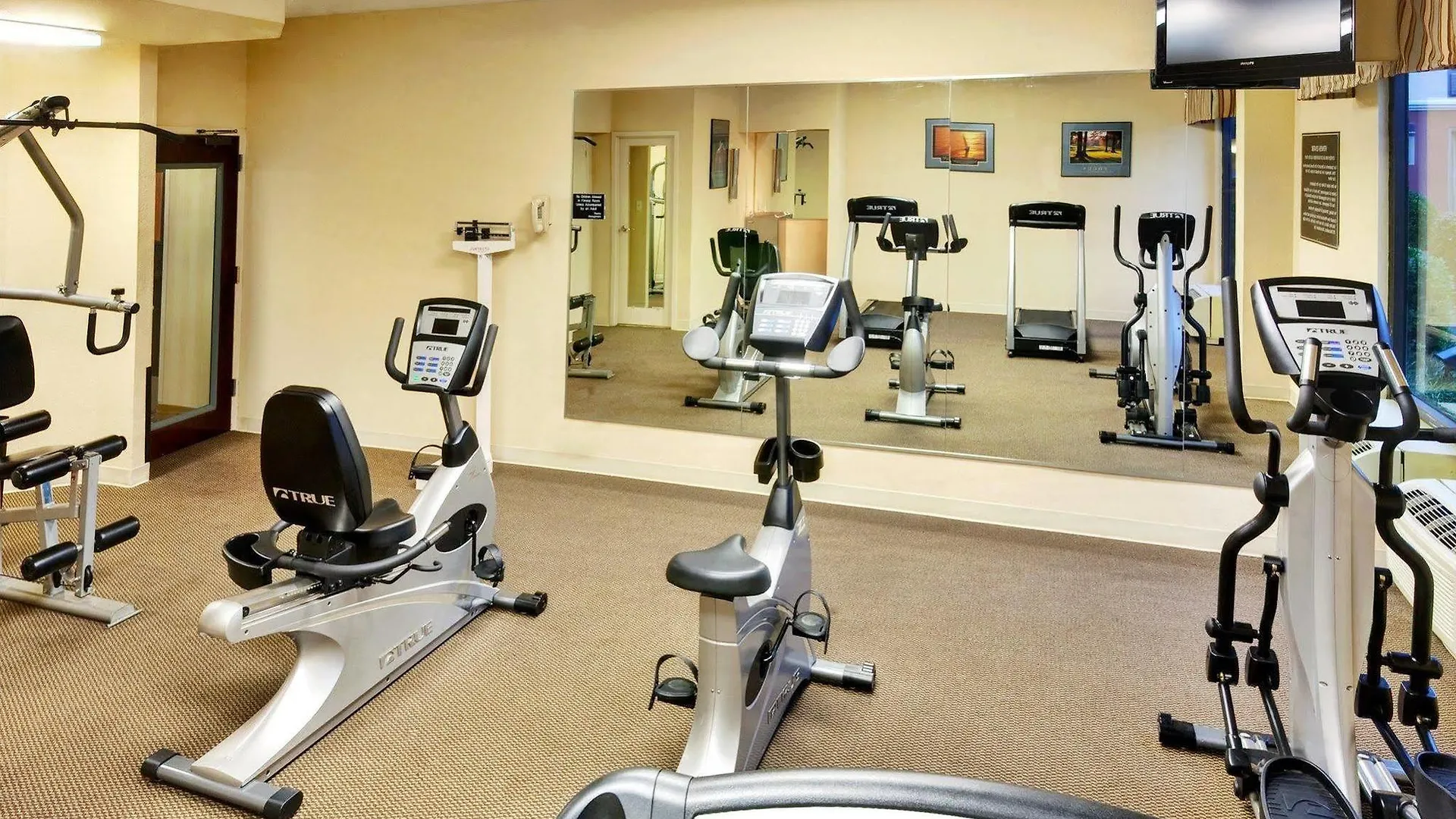 Holiday Inn Express Memphis Medical Center - Midtown By Ihg Hotel